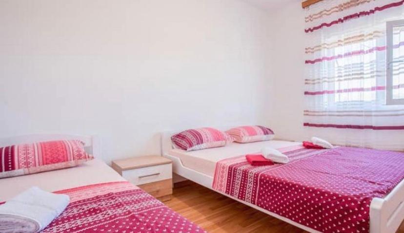 Skadar Lake Apartment-Nikola พอดโกริกา ภายนอก รูปภาพ
