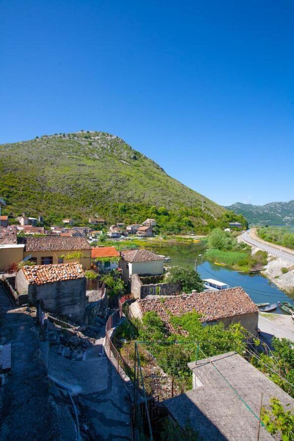 Skadar Lake Apartment-Nikola พอดโกริกา ภายนอก รูปภาพ